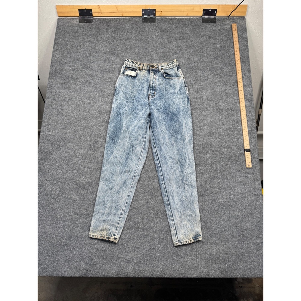 Vintage Chic Acid Wash High Waisted Mom Jeans‎ Made in USA Light Blue Size 9/26
